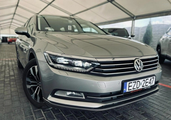 Volkswagen Passat cena 46900 przebieg: 225000, rok produkcji 2015 z Radom małe 781